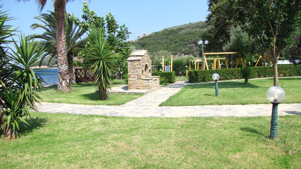Razi Beach Lefokastro Dış mekan fotoğraf