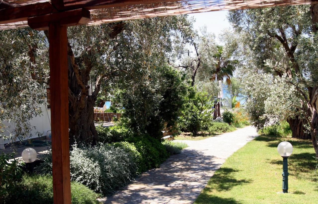 Razi Beach Lefokastro Dış mekan fotoğraf